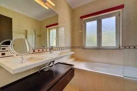 Villa 3 Quartos Piscina A 3km Vilamoura Boliqueime